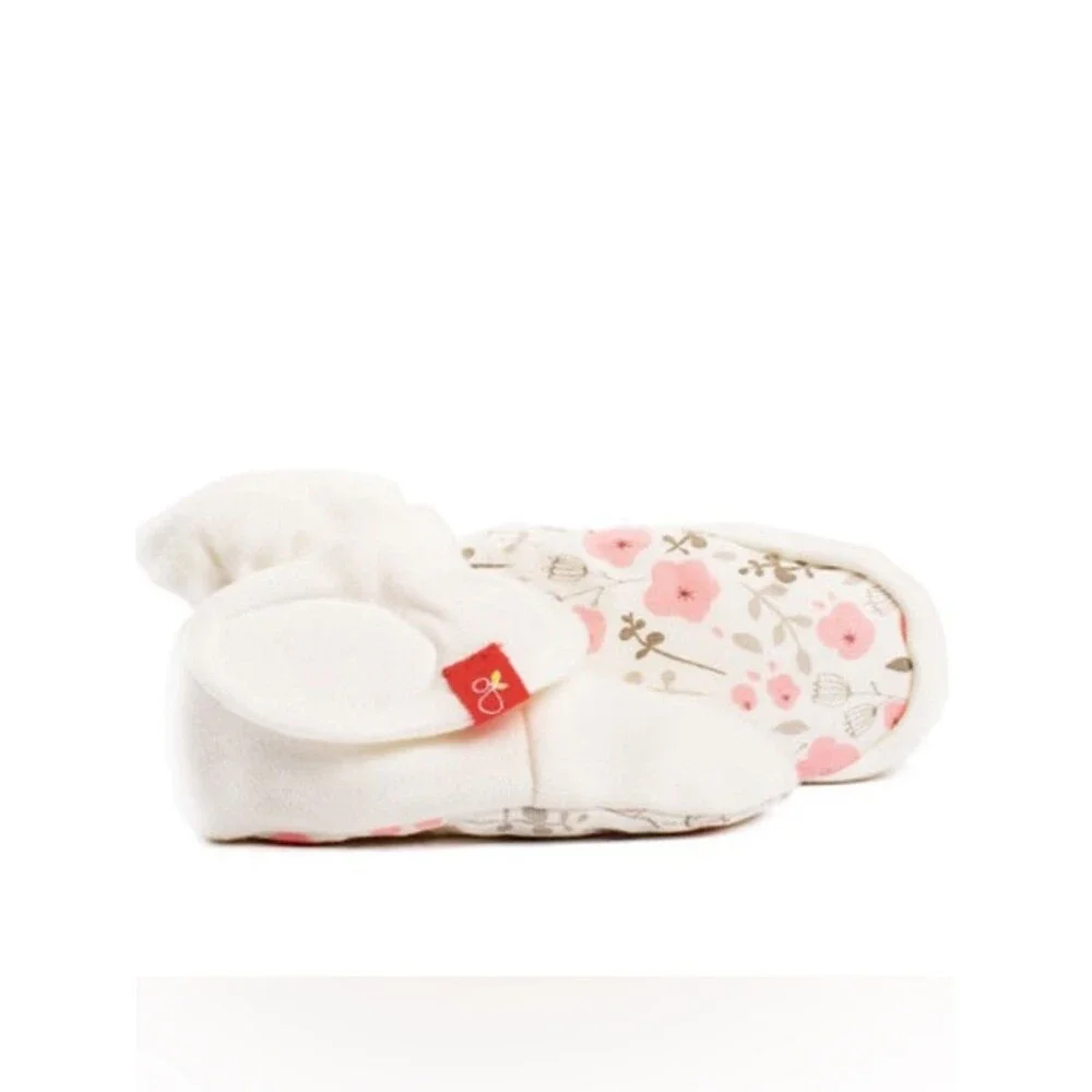 Goumikids Bab Girls Pink & White Floral Print Soft Stay-On Booties. 0-3 Months.